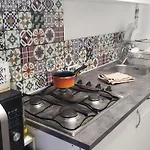 2 Cerca Del Puerto De Pasajes *